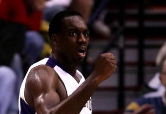 PORTLAND, OR - MARCH 21:  Quincy Pondexter #20 of the Washington Huskies reacts in the second half against the Purdue Boilermakers during the second round of the NCAA Division I Men's Basketball Tournament at the Rose Garden on March 21, 2009 in Portland, Oregon.  (Photo by Jonathan Ferrey/Getty Images)