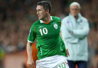DUBLIN, IRELAND - OCTOBER 10:  Robbie Keane of the Republic of Ireland during the FIFA 2010 World Cup European Qualifying match between the Republic of Ireland and Italy at Croke Park on October 10, 2009 in Dublin, Ireland.  (Photo by Phil Cole/Getty Images)