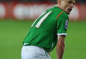 DUBLIN, IRELAND - NOVEMBER 14:  Ireland forward Damien Duff looks on dejectedly during the  FIFA 2010 World Cup Qualifier play off first leg between Republic of Ireland and France at Croke Park   on November 14, 2009 in Dublin, Ireland.  (Photo by Stu Forster/Getty Images)
