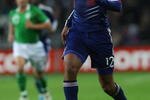 DUBLIN, IRELAND - NOVEMBER 14:  France forward  Thierry Henry races towards goal during the FIFA 2010 World Cup Qualifier play off first leg between Republic of Ireland and France at Croke Park   on November 14, 2009 in Dublin, Ireland.  (Photo by Stu Forster/Getty Images)