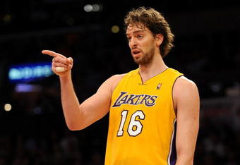 LOS ANGELES, CA - NOVEMBER 19:  Pau Gasol #16 of the Los Angeles Lakers stands on the court during the game against the Chicago Bulls on November 19, 2009 at Staples Center in Los Angeles, California.  NOTE TO USER: User expressly acknowledges and agrees that, by downloading and/or using this Photograph, User is consenting to the terms and conditions of the Getty Images License Agreement.   (Photo by Harry How/Getty Images)
