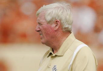 AUSTIN, TX - NOVEMBER 07:  Head coach George O'Leary of the UCF Knights watches his team struggle against the Texas Longhorns on November 7, 2009 at Darrell K Royal - Texas Memorial Stadium in Austin, Texas.  Texas won 35-3.  (Photo by Brian Bahr/Getty Images)