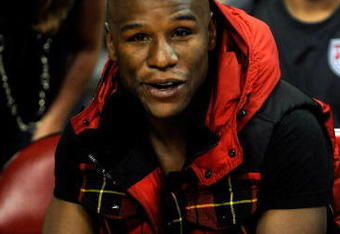 LAS VEGAS - OCTOBER 15:  Boxer Floyd Mayweather Jr. watches the preseason game between the Los Angeles Lakers and the Sacramento Kings at the Thomas & Mack Center October 15, 2009 in Las Vegas, Nevada. NOTE TO USER: User expressly acknowledges and agrees that, by downloading and/or using this Photograph, user is consenting to the terms and conditions of the Getty Images License Agreement.  (Photo by Ethan Miller/Getty Images)
