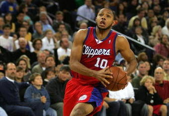 OAKLAND, CA - NOVEMBER 06:  Eric Gordon #10 of the Los Angeles Clippers in action during their game against the Golden State Warriors at Oracle Arena on November 6, 2009 in Oakland, California.  (Photo by Ezra Shaw/Getty Images)
