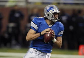 DETROIT, MI - NOVEMBER 22: Matthew Stafford #9 of the Detroit Lions looks to pass the football in the first half against the Cleveland Browns at Ford Field on November 22, 2009 in Detroit, Michigan. (Photo by Joe Robbins/Getty Images)