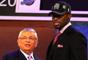 NEW YORK - JUNE 25:  NBA Commissioner David Stern poses for a photograph with the fourth overall draft pick by the Sacramento Kings,  Tyreke Evans during the 2009 NBA Draft at the Wamu Theatre at Madison Square Garden June 25, 2009 in New York City. NOTE TO USER: User expressly acknowledges and agrees that, by downloading and/or using this Photograph, User is consenting to the terms and conditions of the Getty Images License Agreement.  (Photo by Jim McIsaac/Getty Images)