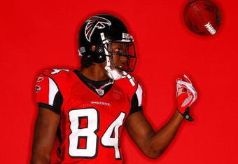 FLOWERY BRANCH, GA - OCTOBER 27:  Roddy White, wide receiver of the Atlanta Falcons, poses for a portrait at the Falcons Training Complex on October 27, 2009 in Flowery Branch, Georgia.  (Photo by Kevin C. Cox/Getty Images)