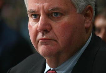 VANCOUVER, CANADA - NOVEMBER 28:  Head Coach Ken Hitchcock of the Columbus Blue Jackets looks on from the bench area during their NHL game against the Vancouver Canucks at General Motors Place on November 28, 2006 in Vancouver, British Columbia, Canada. The Canucks defeated the Blue Jackets 1-0. (Photo by Jeff Vinnick/Getty Images)
