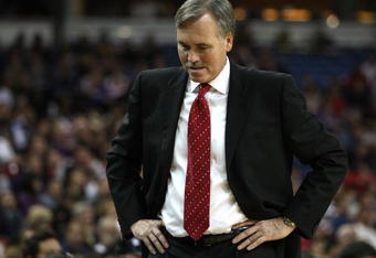 SACRAMENTO, CA - NOVEMBER 25:  Head coach Mike D'Antoni of the New York Knicks looks on against the Sacramento Kings on November 25, 2009 at ARCO Arena in Sacramento, California. NOTE TO USER: User expressly acknowledges and agrees that, by downloading and/or using this Photograph, user is consenting to the terms and conditions of the Getty Images License Agreement. (Photo by Jed Jacobsohn/Getty Images)