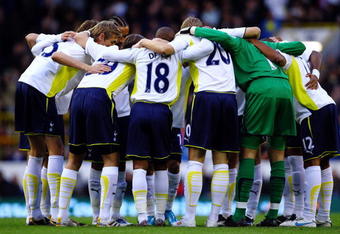 LONDON, ENGLAND - NOVEMBER 22:  Tottenham Hotspur huddle prior to the Barclays Premier League match between Tottenham Hotspur and Wigan Athletic at White Hart Lane on November 22, 2009 in London, England.  (Photo by Clive Rose/Getty Images)
