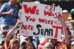 HONOLULU, HI - FEBRUARY 10:  Young fans hold up a sign in memory of Sean Taylor #21 of the NFC's Washington Redskins during the game against the AFC at the 2008 NFL Pro Bowl at Aloha Stadium on February 10, 2008 in Honolulu, Hawaii. (Photo by Paul Spinelli/Getty Images)