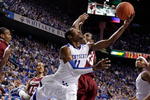 LEXINGTON, KY - NOVEMBER 21:  John Wall #11 of the Kentucky Wildcats shoots the ball during the game against the Rider Broncs on November 21, 2009 in Lexington, Kentucky.  (Photo by Andy Lyons/Getty Images)