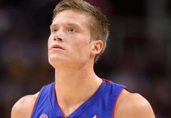 PHOENIX - NOVEMBER 22:  Jonas Jerebko #33 of the Detroit Pistons during the NBA game against the Phoenix Suns at US Airways Center on November 22, 2009 in Phoenix, Arizona. The Suns defeated the Pistons 117-91.  NOTE TO USER: User expressly acknowledges and agrees that, by downloading and or using this photograph, User is consenting to the terms and conditions of the Getty Images License Agreement.  (Photo by Christian Petersen/Getty Images)