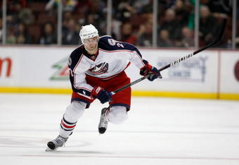 ANAHEIM, CA - OCTOBER 24:  Kristian Huselius #20 of the Columbus Blue Jackets skates against the Anaheim Ducks at Honda Center on October 24, 2009 in Anaheim, California.  (Photo by Jeff Gross/Getty Images)