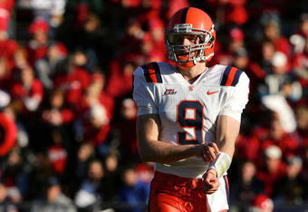 PISCATAWAY, NJ - NOVEMBER 25:  Ryan Bukeviev #9 of the Syracuse University Orange looks to the bench for instructions against the Rutgers Scarlet Knights on November 25, 2006 at Rutgers Stadium in Piscataway, New Jersey.  (Photo by Chris McGrath/Getty Images)