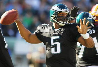 PHILADELPHIA - NOVEMBER 29:  Donovan McNabb #5 of the Philadelphia Eagles passes against the Washington Redskins during their game at Lincoln Financial Field on November 29, 2009 in Philadelphia, Pennsylvania.  (Photo by Al Bello/Getty Images)