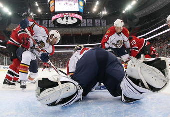 NEWARK, NJ - NOVEMBER 20:  omas Vokoun #29 of the Florida Panthers makes the save against the New Jersey Devils on November 20, 2008 at the Prudential Center in Newark, New Jersey. (Photo by Bruce Bennett/Getty Images)
