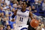 LEXINGTON, KY - NOVEMBER 21:  John Wall #11 of the Kentucky Wildcats dribbles the ball during the game against the Rider Broncs on November 21, 2009 in Lexington, Kentucky.  (Photo by Andy Lyons/Getty Images)