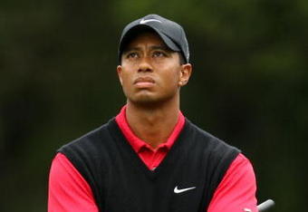 FARMINGDALE, NY - JUNE 22:  Tiger Woods waits on the 14th tee during the continuation of the final round of the 109th U.S. Open on the Black Course at Bethpage State Park on June 22, 2009 in Farmingdale, New York.  (Photo by Ross Kinnaird/Getty Images)