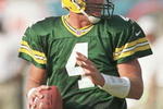 29 Oct 2000:  Brett Favre # 4 of the Greenbay Packers looks for an open man down field in the fourth quarter at Pro Player Stadium in Miami, Florida. Mandatory Credit: Eliot Schechter/ALLSPORT