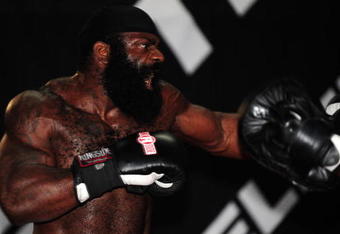 LOS ANGELES, CA - SEPTEMBER 17:  MMA Heavyweight Sensation Kimbo Slice is seen during the Workout/Media Day with Kimbo Slice and Gina Carano at the Legends Mixed Martial Arts Training Center on September 17, 2008 in Los Angeles, California.  (Photo by Robert Laberge/Getty Images)