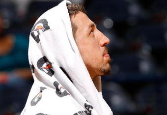ATLANTA - DECEMBER 02:  Hedo Turkoglu #26 of the Toronto Raptors against the Atlanta Hawks at Philips Arena on December 2, 2009 in Atlanta, Georgia.  NOTE TO USER: User expressly acknowledges and agrees that, by downloading and/or using this Photograph, User is consenting to the terms and conditions of the Getty Images License Agreement.  (Photo by Kevin C. Cox/Getty Images)