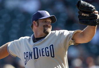 SAN FRANCISCO - SEPTEMBER 09:  Heath Bell #21 of the San Diego Padres pitches against the San Francisco Giants during a Major League Baseball game at AT&T Park on September 9, 2009 in San Francisco, California.  (Photo by Jed Jacobsohn/Getty Images)