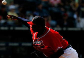 ATLANTA - AUGUST 23:  Closing pitcher Rafael Soriano #39 of the Atlanta Braves pitches to the Florida Marlins on August 23, 2009 at Turner Field in Atlanta, Georgia.  (Photo by Kevin C. Cox/Getty Images)