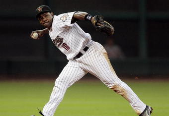HOUSTON - SEPTEMBER 23:  Shortstop Miguel Tejada #10 of the Houston Astros throws to first at Minute Maid Park on September 23, 2009 in Houston, Texas. Houston won 3-0.  (Photo by Bob Levey/Getty Images)