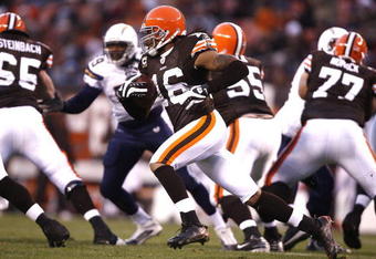 CLEVELAND - DECEMBER 06:  Joshua Cribbs #16 of the Cleveland Browns runs the ball against the San Diego Chargers at Cleveland Browns Stadium on December 6, 2009 in Cleveland, Ohio.  (Photo by Matt Sullivan/Getty Images)