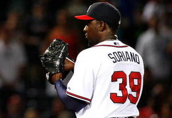 ATLANTA - AUGUST 22:  Closing pitcher Rafael Soriano #39 of the Atlanta Braves pitches in the ninth inning against the Florida Marlins on August 22, 2009 at Turner Field in Atlanta, Georgia.  (Photo by Kevin C. Cox/Getty Images)