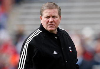 CINCINNATI - NOVEMBER 27:  Brian Kelly the Head Coach of the Cincinnati Bearcats is pictured during the game against the Illinois Fighting Illini at Nippert Stadium on November 27, 2009 in Cincinnati, Ohio.  (Photo by Andy Lyons/Getty Images)