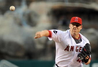 ANAHEIM, CA - AUGUST 25:  John Lackey #41 of the Los Angeles Angels of Anaheim pitches during the first inning at Angel Stadium of Anaheim on August 25, 2009 in Anaheim, California.  (Photo by Harry How/Getty Images)