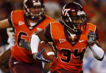 BLACKSBURG, VA - OCTOBER 29:  Running back Ryan Williams #34 of the Virginia Tech University Hokies carries the ball in the first quarter of the game against the North Carolina Tar Heels at Lane Stadium on October 29, 2009 in Blacksburg, Virginia.  (Photo by Scott Halleran/Getty Images)