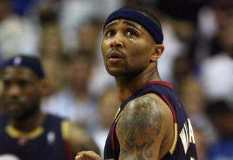 ORLANDO, FL - MAY 26:  Mo Williams #2 of the Cleveland Cavaliers looks on while playing against the Orlando Magic in Game Four of the Eastern Conference Finals during the 2009 NBA Playoffs at the Amway Arena on May 26, 2009 in Orlando, Florida. NOTE TO USER: User expressly acknowledges and agrees that, by downloading and or using this photograph, User is consenting to the terms and conditions of the Getty Images License Agreement.  (Photo by Elsa/Getty Images)