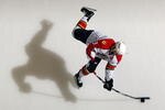 UNIONDALE, NY - DECEMBER 14:  Stephen Weiss #9 of the Florida Panthers warms up before playing against the New York Islanders on December 14, 2009 at Nassau Coliseum in Uniondale, New York.  (Photo by Jim McIsaac/Getty Images)