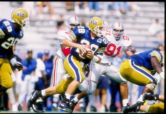 18 Sep 1993:  Ken Ferguson of the Pittsburgh Panthers runs down the field during a game against the Ohio State Buckeyes at Pitt Stadium in Pittsburgh, Pennsylvania.  Ohio State won the game 63-28. Mandatory Credit: Rick Stewart  /Allsport
