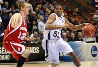 BOISE, ID - MARCH 22:  Guard Terrell Holloway #52 of the Xavier Musketeers drives with the ball against the Wisconsin Badgers during the second round of the NCAA Division I Men's Basketball Tournament at the Taco Bell Arena on March 22, 2009 in Boise, Idaho.  (Photo by Jed Jacobsohn/Getty Images)