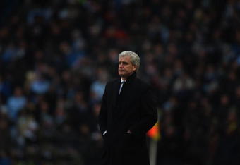 MANCHESTER, ENGLAND - DECEMBER 19:  Manchester City manager Mark Hughes looks on during the Barclays Premier League game between Manchester City and Sunderland at City of Manchester Stadium on December 19, 2009 in Manchester, England.  (Photo by Stu Forster/Getty Images)