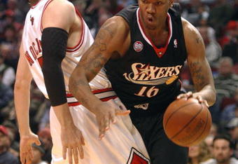 CHICAGO - DECEMBER 02:  Marreese Speights #16 of the Philadelphia 76ers drives against Andres Nocioni #5 of the Chicago Bulls at the United Center on December 2, 2008 in Chicago, Illinois.  NOTE TO USER: User expressly acknowledges and agrees that, by downloading and/or using this Photograph, user is consenting to the terms and conditions of the Getty Images License Agreement.  (Photo by Jonathan Daniel/Getty Images)