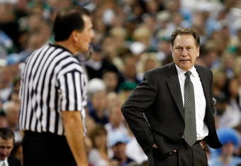 DETROIT - APRIL 06:  Head coach Tom Izzo of the Michigan State Spartans looks over at the referee against the North Carolina Tar Heels during the 2009 NCAA Division I Men's Basketball National Championship game at Ford Field on April 6, 2009 in Detroit, Michigan.  (Photo by Streeter Lecka/Getty Images)