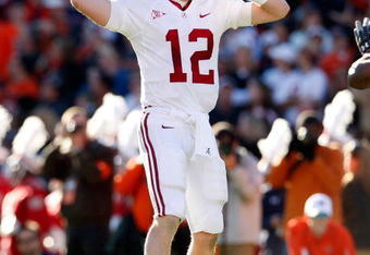 AUBURN, AL - NOVEMBER 27:  Quarterback Greg McElroy #12 of the Alabama Crimson Tide against the Auburn Tigers at Jordan-Hare Stadium on November 27, 2009 in Auburn, Alabama.  (Photo by Kevin C. Cox/Getty Images)