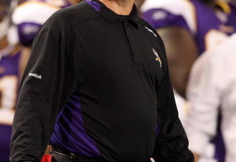 MINNEAPOLIS, MN - DECEMBER 13:  Head coach Brad Childress of the Minnesota Vikings looks on against the Cincinnati Bengals on December 13, 2009 at Hubert H. Humphrey Metrodome in Minneapolis, Minnesota. The Vikings defeated the Bengals 30-10.  (Photo by Jim McIsaac/Getty Images)