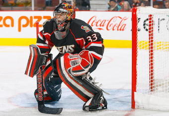 OTTAWA, ON - NOVEMBER 10:  Goalie Pascal LeClaire #33 of the Ottawa Senators guards the net against the Edmonton Oilers in a game at Scotiabank Place on November 10, 2009 in Ottawa, Ontario, Canada. The Ottawa Senators defeated the Edmonton Oilers 4-3 in overtime. (Photo by Phillip MacCallum/Getty Images)