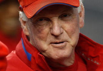 NEW YORK - OCTOBER 27:  Manager Charlie Manuel of the Philadelphia Phillies watches his team practice during World Series workouts on October 27, 2009 at Yankee Stadium in the Bronx borough of New York City.  (Photo by Jared Wickerham/Getty Images)