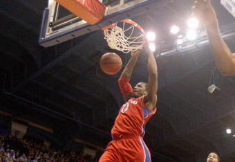 LAWRENCE, KS - DECEMBER 2: Thomas Robinson #0 of the Kansas Jayhawks dunks against the Alcorn State Braves during the game on December 2, 2009 at Allen Fieldhouse in Lawrence, Kansas. (Photo by Jamie Squire/Getty Images)