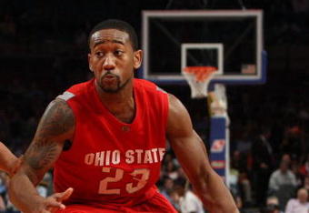 NEW YORK - NOVEMBER 20:  David Lighty #23 of the Ohio State Buckeyes controls the ball against the California Golden Bears during the consolation game of the 2K Sports Classic on November 20, 2009 at Madison Square Garden in New York City. Ohio State defeated California 76-70.  (Photo by Jim McIsaac/Getty Images)