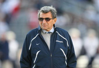 STATE COLLEGE, PA - NOVEMBER 7: Head coach Joe Paterno of the Penn State Nittany Lions watches warm-ups before a game against the Ohio State Buckeyes on November 7, 2009 at Beaver Stadium in State College, Pennsylvania. Ohio State won 24-7. (Photo by Hunter Martin/Getty Images)