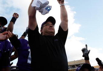 FORT WORTH, TX - NOVEMBER 28:  Head coach Gary Patterson of the TCU Horned Frogs raises the Mountain West Regular Season Championship trophy at Amon G. Carter Stadium on November 28, 2009 in Fort Worth, Texas.  (Photo by Ronald Martinez/Getty Images)