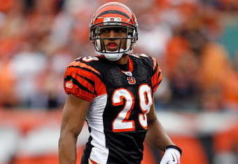 CINCINNATI - OCTOBER 25:  Leon Hall #29 of the Cincinnati Bengals is pictured during the NFL game against the Chicago Bears at Paul Brown Stadium on October 25, 2009 in Cincinnati, Ohio.  The Bengals won 45-10.  (Photo by Andy Lyons/Getty Images)